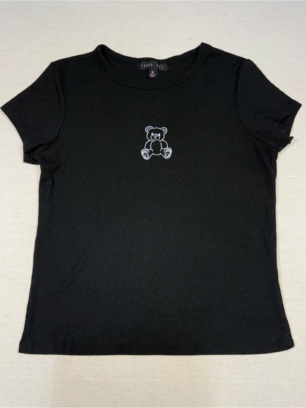 Faded Rose - Black Ribbed Tee with Embroidered Teddy - Size XL - Picture 1 of 9
